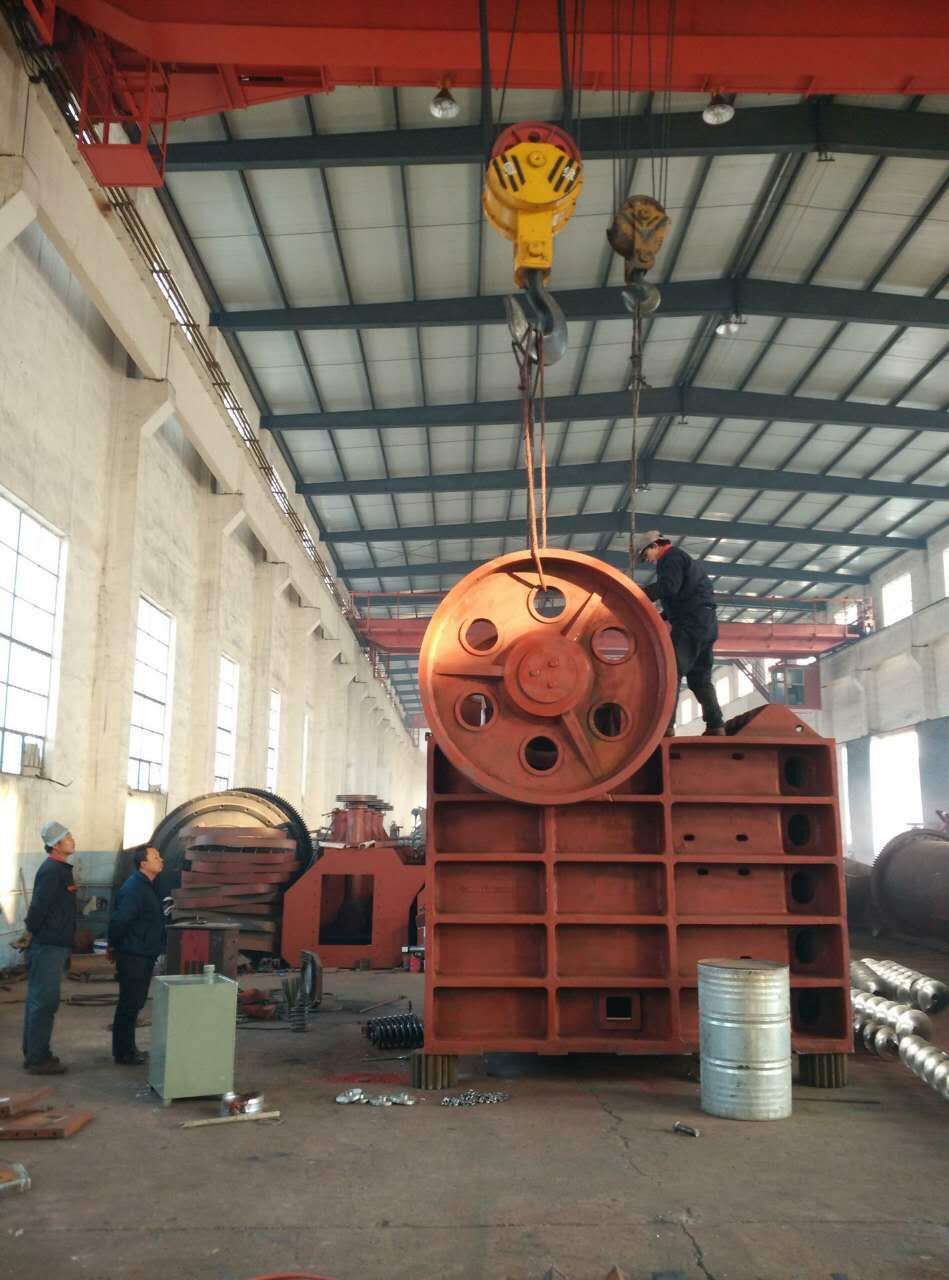 顎式破碎機(jī)如何拆卸？耐磨件的壽命以及更換方法？